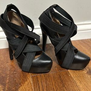 Colin Stuart heels size 5B